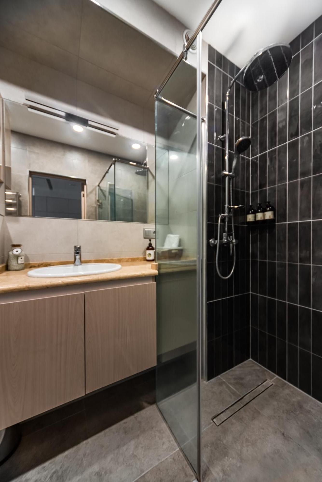 Thames Apartment By Downtown Inn, City Center Erevan Exterior foto