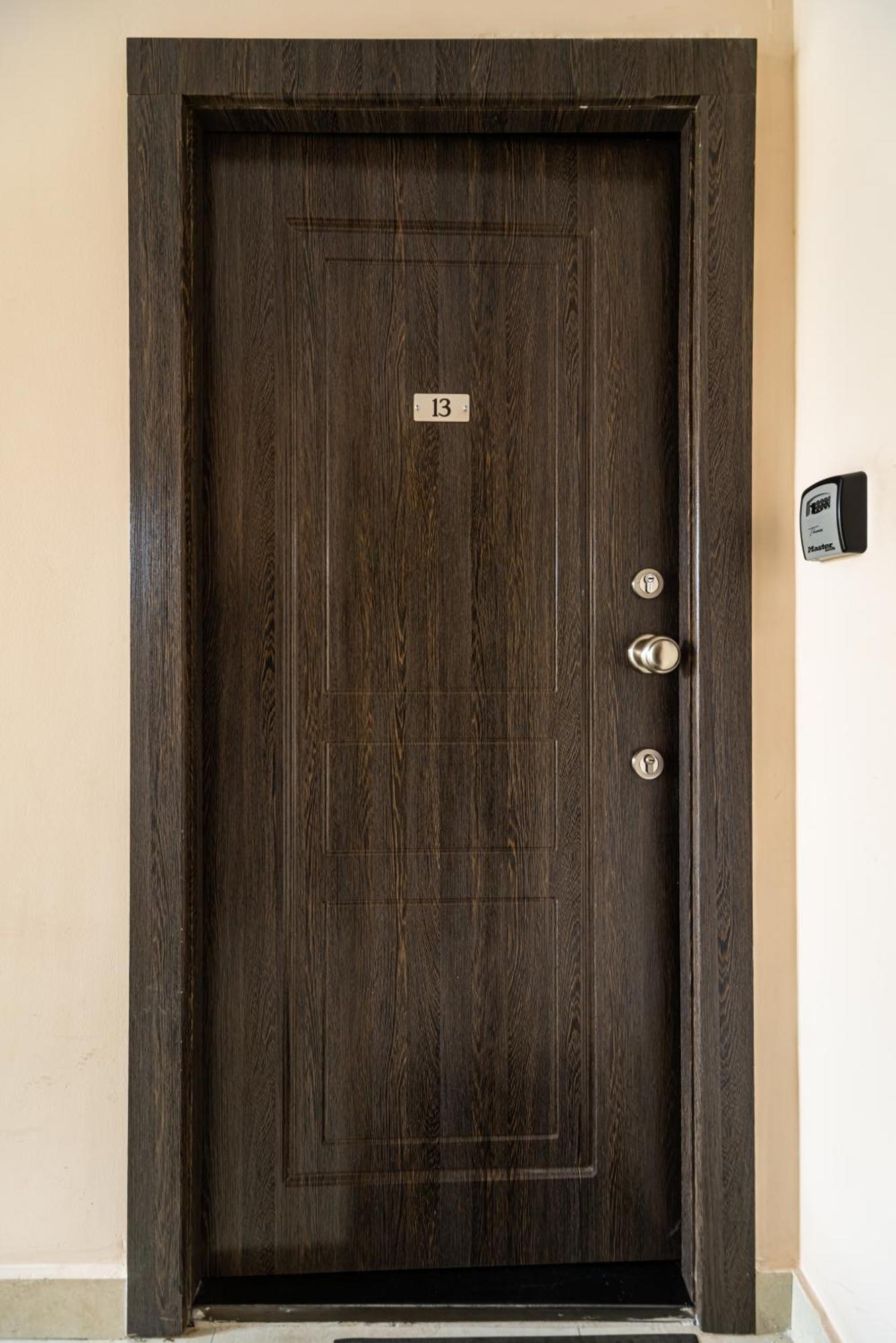 Thames Apartment By Downtown Inn, City Center Erevan Exterior foto